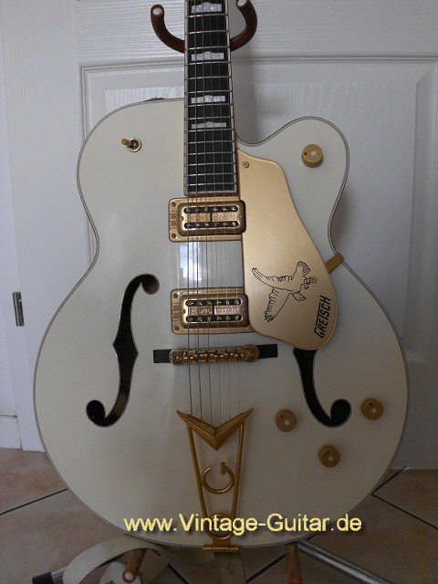 Gretsch White Falcon 1990 a.jpg